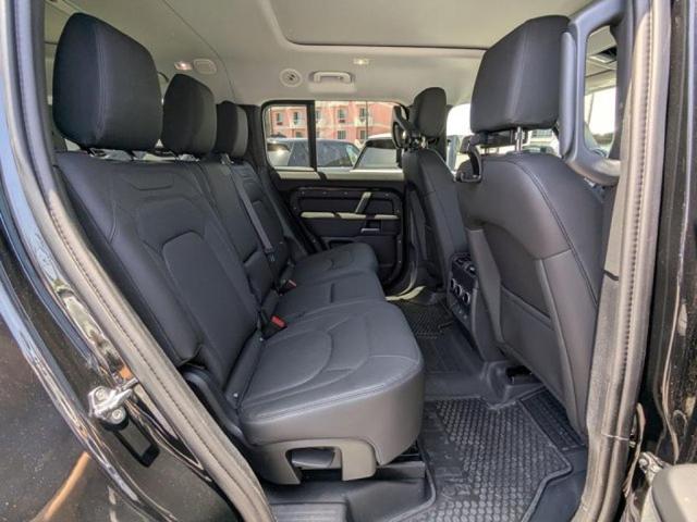 Photo of 2025 Santorini Black Land Rover Defender