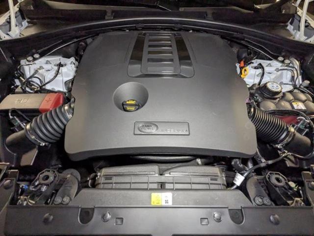 Photo of 2026 Fuji White Land Rover Range Rover Velar