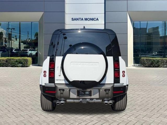 Photo of 2025 Fuji White Land Rover Defender