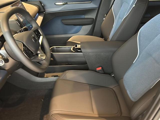 Photo of 2025 Vapour Grey Metallic Volvo EX30
