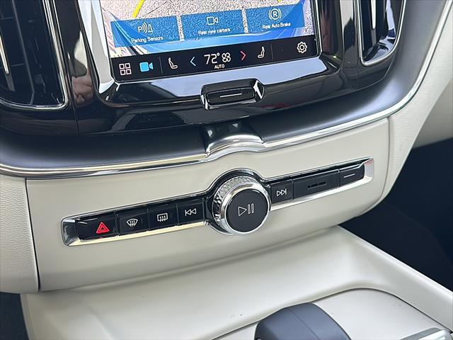 Photo of 2025 Denim Blue Metallic Volvo XC60