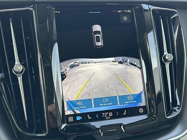 Photo of 2025 Denim Blue Metallic Volvo XC60