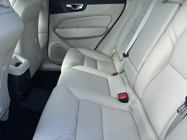 Photo of 2026 Onyx Black Metallic Volvo XC60 Plug-In Hybrid