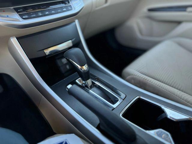 Photo of 2015 White Honda Accord