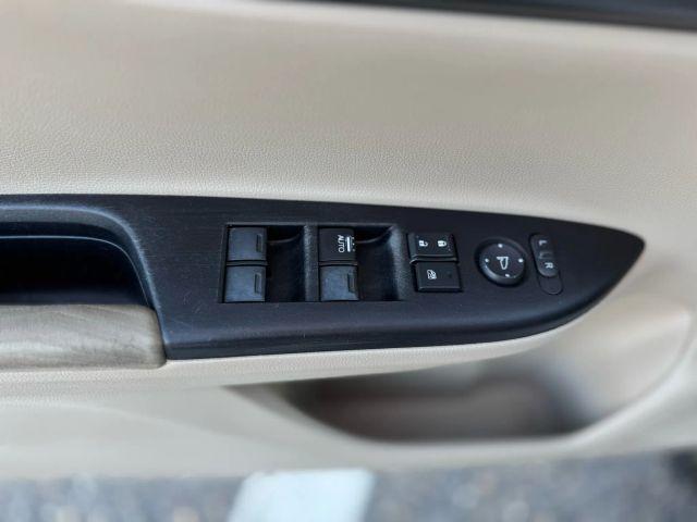 Photo of 2015 White Honda Accord