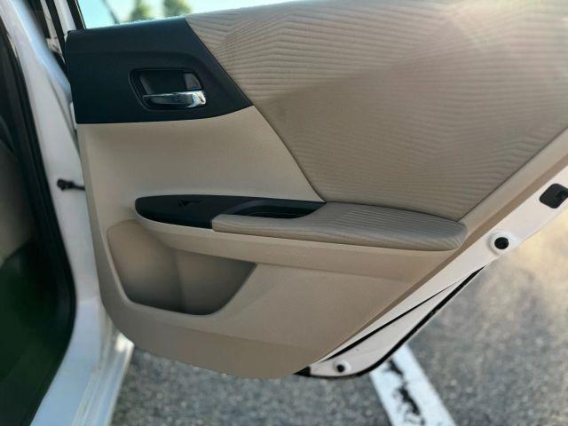 Photo of 2015 White Honda Accord