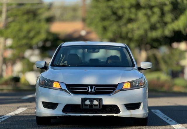 Photo of 2015 White Honda Accord