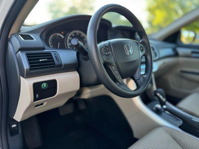 Photo of 2015 White Honda Accord