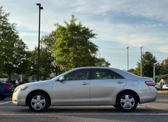 Photo of 2008 Silver Toyota Camry