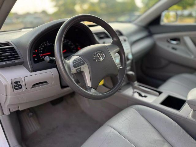 Photo of 2008 Silver Toyota Camry