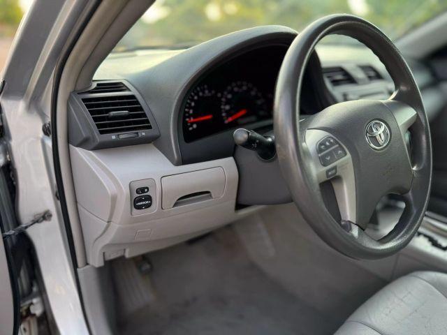 Photo of 2008 Silver Toyota Camry