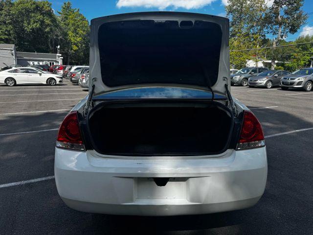 Photo of 2011 White Chevrolet Impala