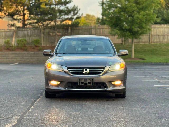 Photo of 2013 Gray Honda Accord