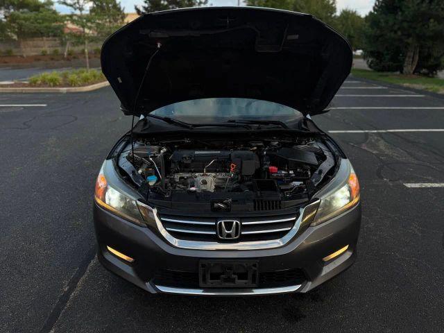Photo of 2013 Gray Honda Accord