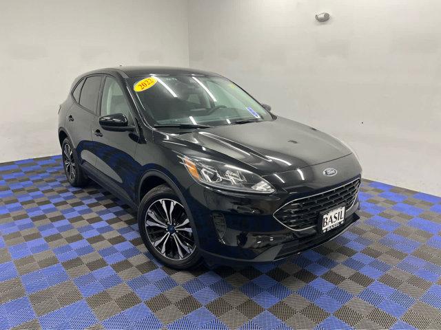 Photo of 2022 Agate Black Metallic Ford Escape
