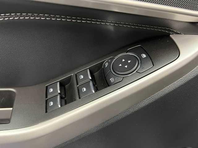 Photo of 2024 Carbonized Gray Metallic Ford Explorer