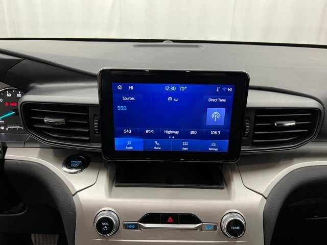 Photo of 2024 Carbonized Gray Metallic Ford Explorer