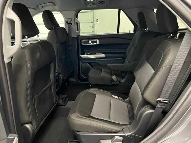 Photo of 2024 Carbonized Gray Metallic Ford Explorer