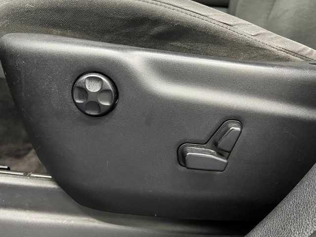 Photo of 2018 In-Violet Clearcoat Dodge Durango
