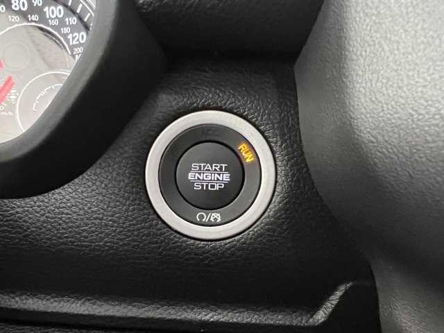 Photo of 2022 Bright White Clearcoat RAM 1500