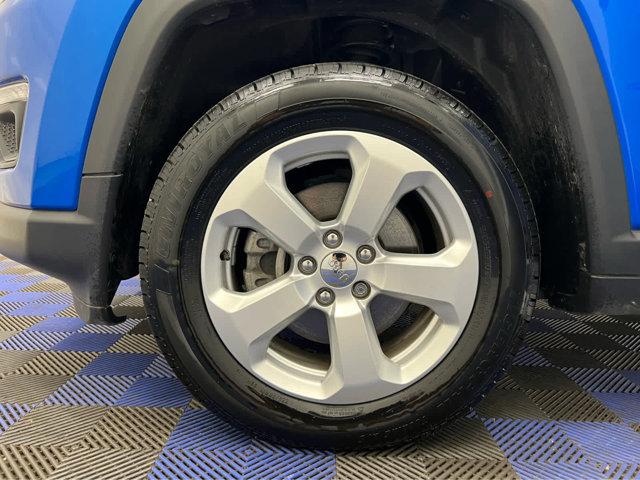 Photo of 2018 Laser Blue Pearlcoat Jeep Compass
