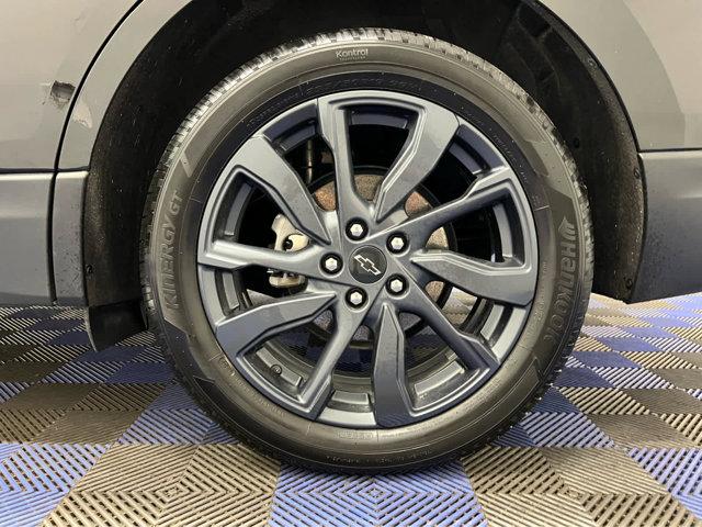 Photo of 2022 Mosaic Black Metallic Chevrolet Equinox