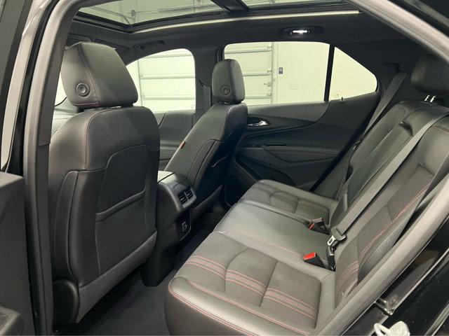 Photo of 2022 Mosaic Black Metallic Chevrolet Equinox