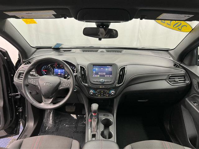 Photo of 2022 Mosaic Black Metallic Chevrolet Equinox