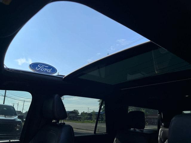 Photo of 2022 Iconic Silver Metallic Ford Expedition Max