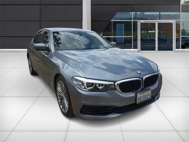 2020 BMW 530