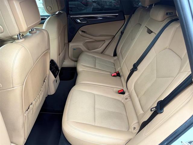 Photo of 2022 Carrara White Metallic Porsche Macan