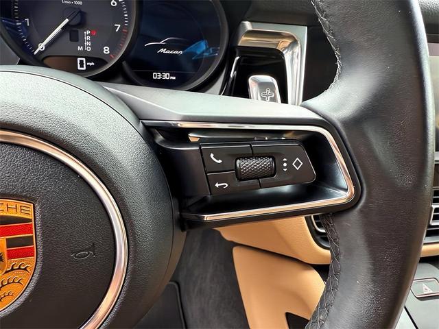 Photo of 2022 Carrara White Metallic Porsche Macan