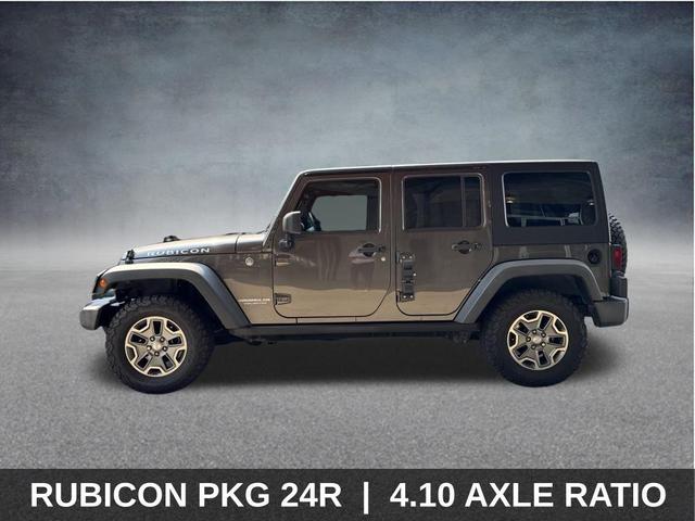 Photo of 2017 Granite Crystal Clearcoat Metallic Jeep Wrangler Unlimited