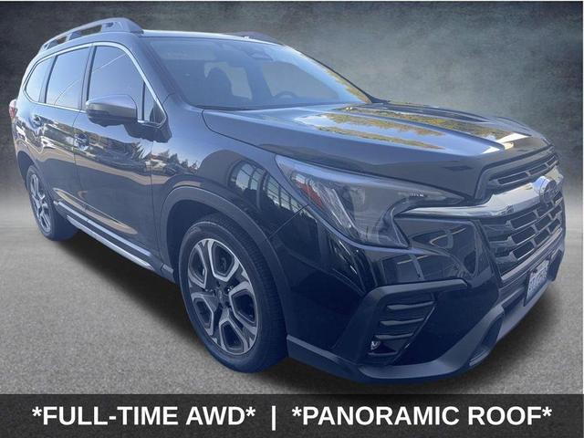 Photo of 2023 Crystal Black Silica Subaru Ascent