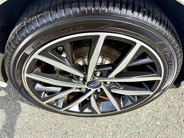 Photo of 2024 Crystal White Pearl Subaru Impreza