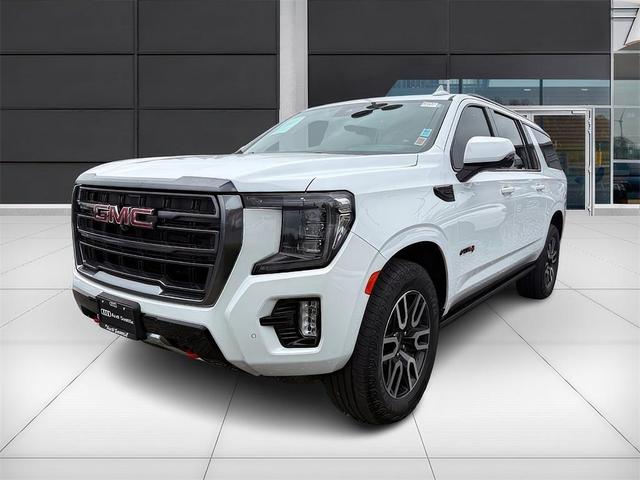 Photo of 2024 Summit White GMC Yukon XL