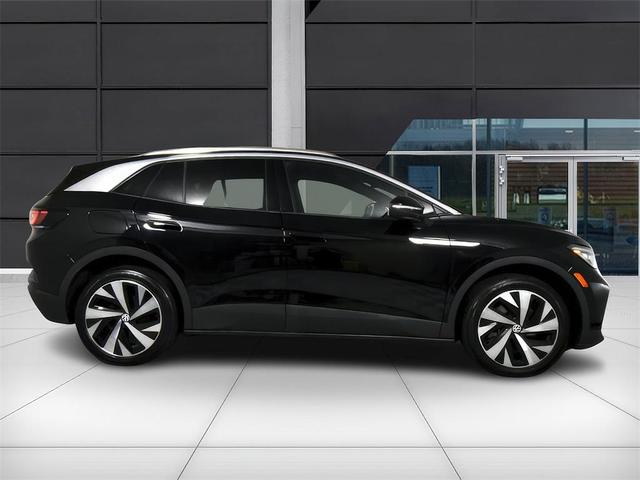 Photo of 2022 Mythos Black Volkswagen ID.4