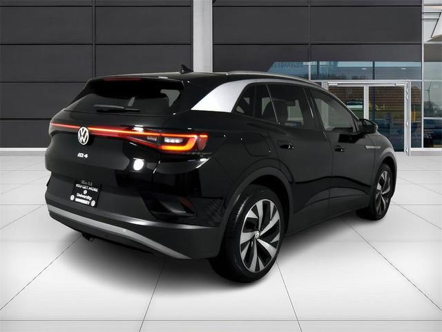 Photo of 2022 Mythos Black Volkswagen ID.4