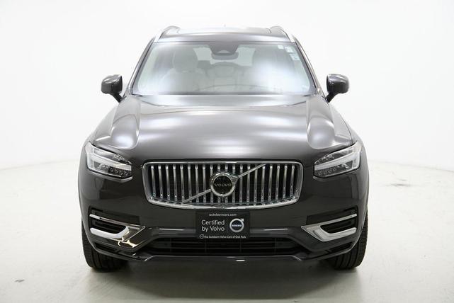 Photo of 2024 Platinum Gray Metallic Volvo XC90 Recharge Plug-In Hybrid