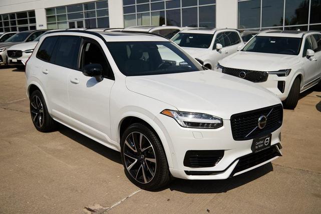 Photo of 2023 Crystal White Metallic Volvo XC90 Recharge Plug-In Hybrid