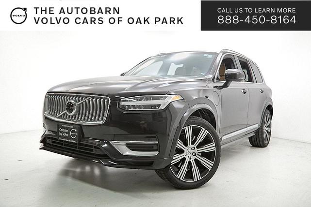 Photo of 2022 Onyx Black Metallic Volvo XC90 Recharge Plug-In Hybrid
