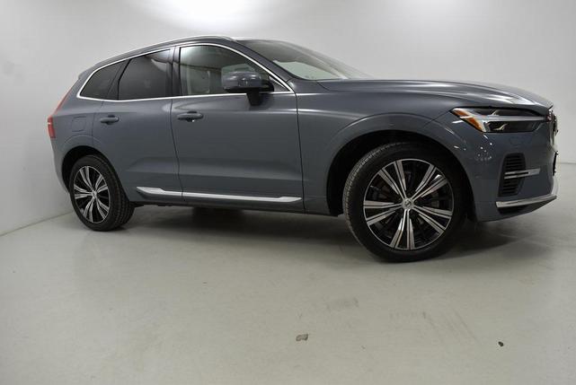 Photo of 2022 Grey Volvo XC60 Recharge Plug-In Hybrid