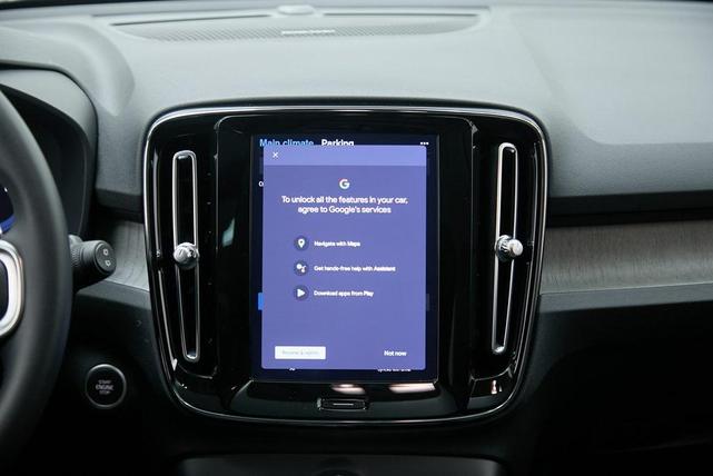 Photo of 2024 Cloud Volvo XC40