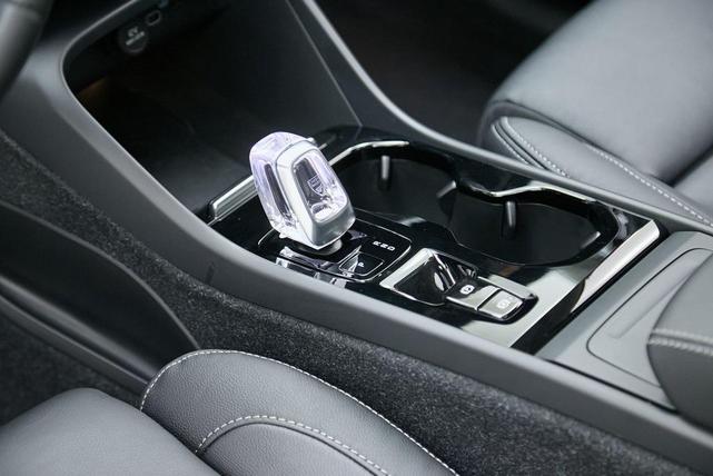 Photo of 2024 Cloud Volvo XC40