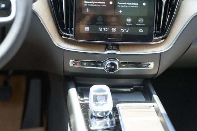 Photo of 2026 Denim Blue Metallic Volvo XC60