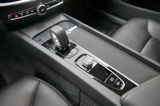 Photo of 2025 Crystal White Pearl Volvo S60