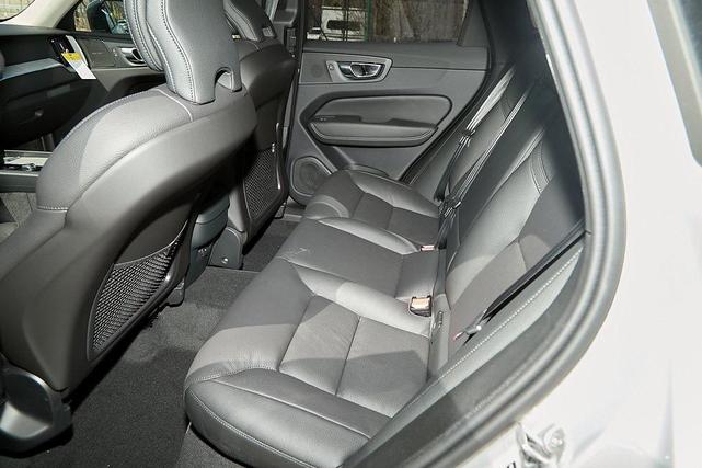 Photo of 2025 Silver Dawn Metallic Volvo XC60