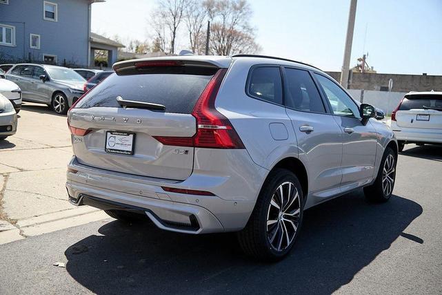 Photo of 2025 Silver Dawn Metallic Volvo XC60