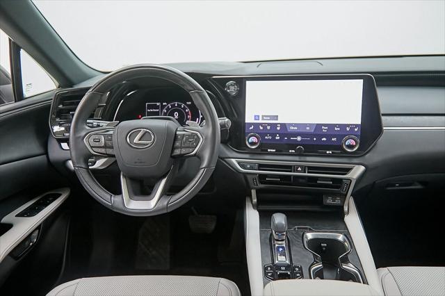 Photo of 2024 Nori Green Pearl Lexus RX 350
