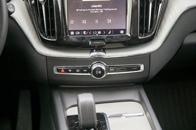 Photo of 2025 Denim Blue Metallic Volvo XC60